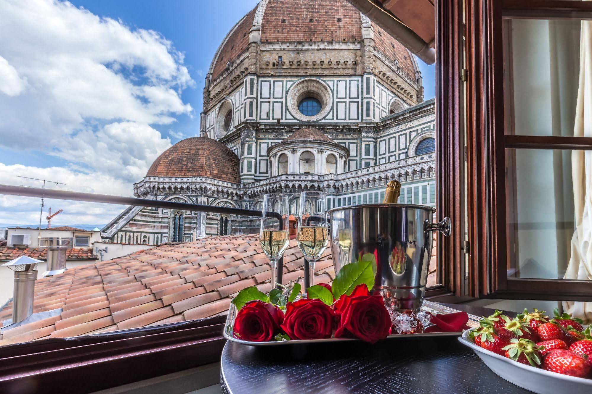 Hotel Duomo Firenze Exterior foto